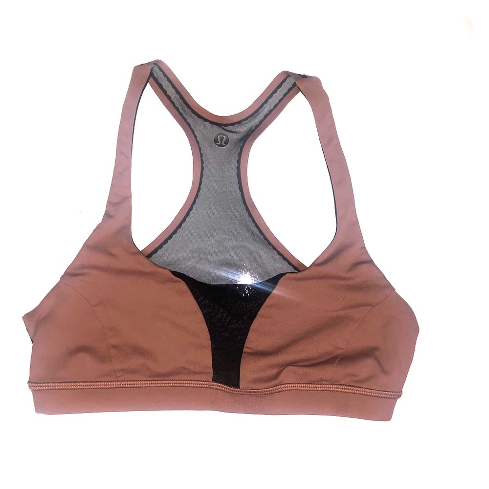 Lulu Lemon Sports Bra with detailing 🎀 RARE
